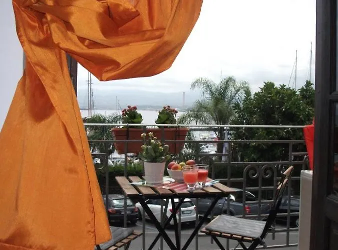 Bed& Breakfast Maredomus 3*