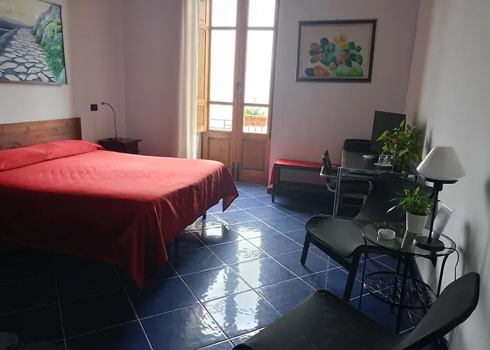 Bed& Breakfast Maredomus 3* Milazzo