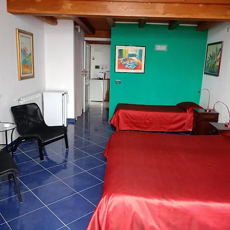 Bed& Breakfast Maredomus Affittacamere Milazzo